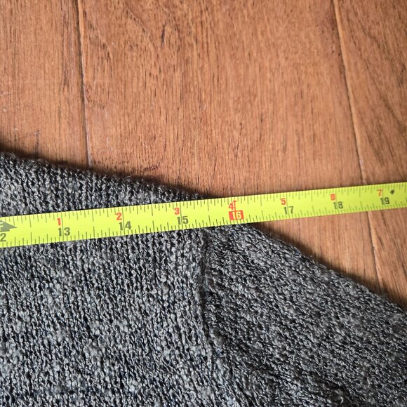 ZARA KNIT Pullover Women's Sweater V-neck Olive Green Bell Sleeve Medium - Picture 7 of 8